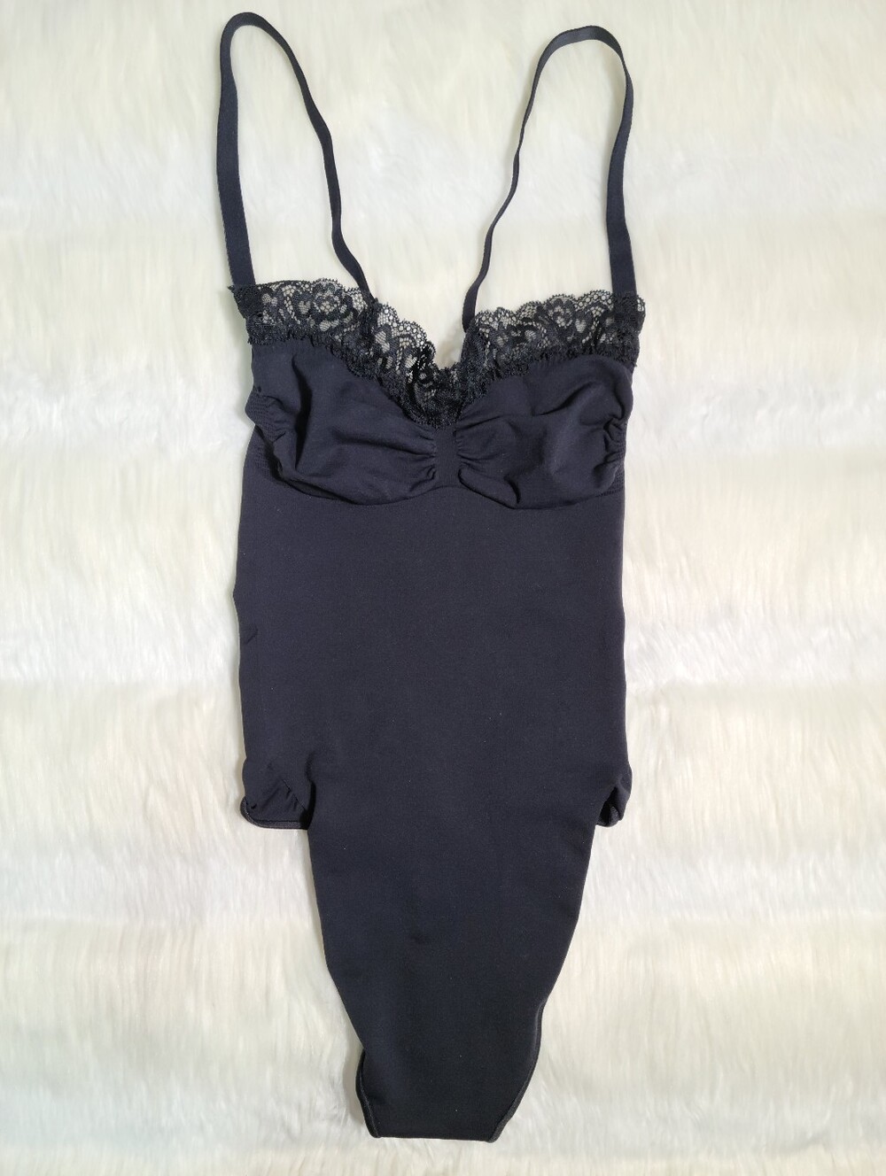 SKIMS Seamless Sculpt Lace Thong Bodysuit Black Onyx Women Medium NEW